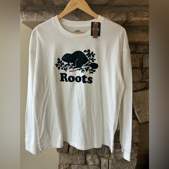 Roots Tops - Roots Woman’s White Long Sleeve Shirt Size M